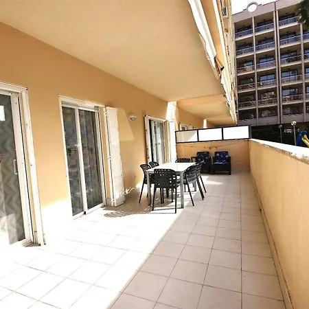 Ventura Park 1 6 Apartmán